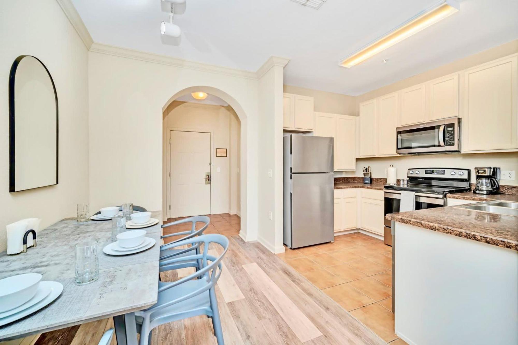 Bright Condo - 2Br With Pool & Hot Tub, Near Disney! أورلاندو المظهر الخارجي الصورة